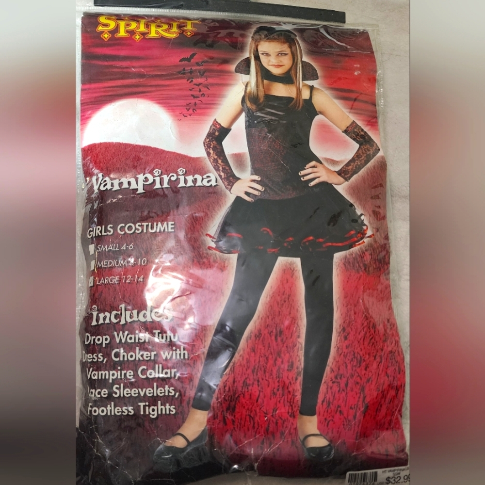 Vampire  girls costume